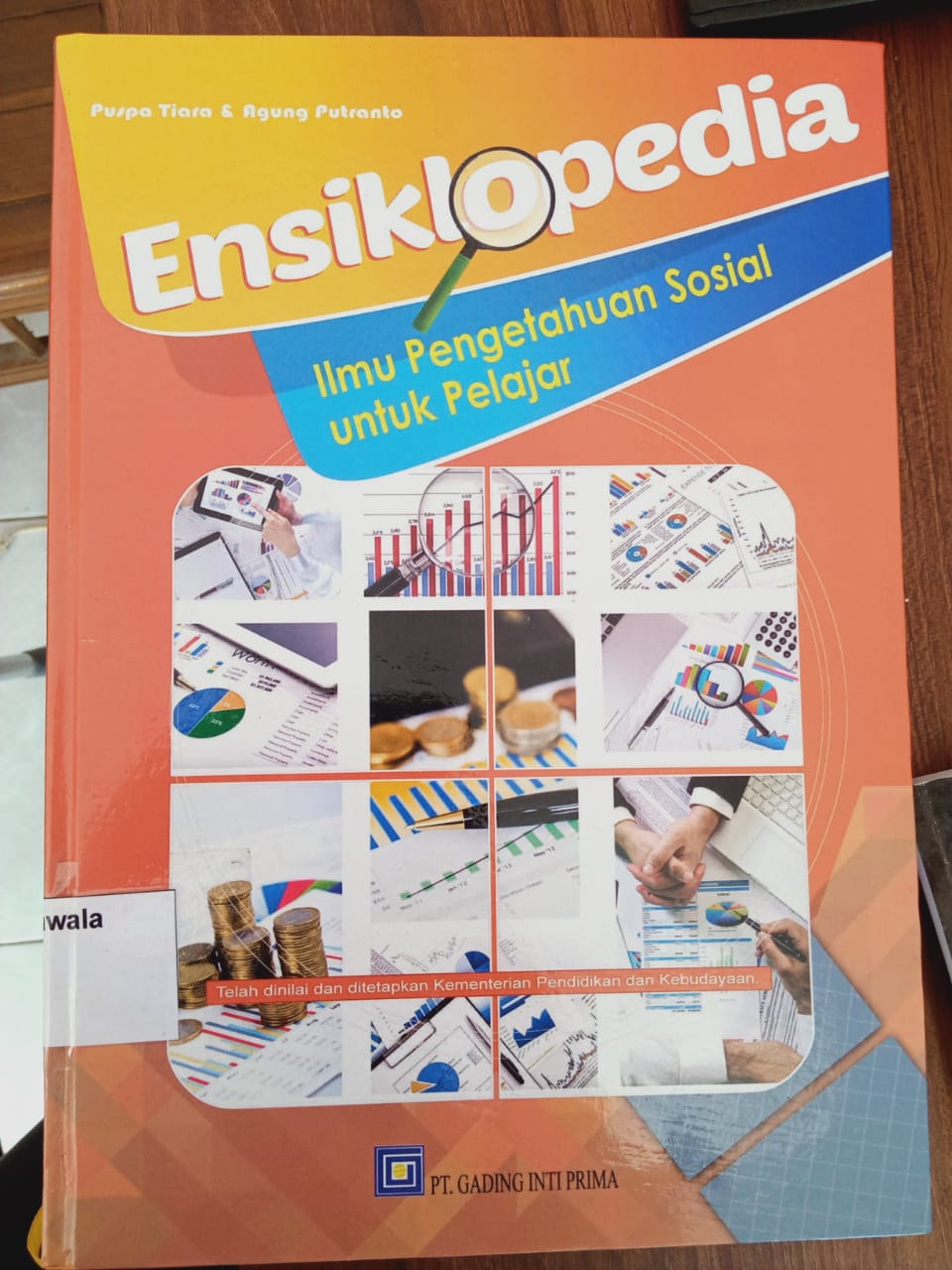 Ensiklopedia: Ilmu Pengetahuan Sosial untuk Pelajar