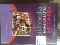 Ensiklopedia Bahasa dan Sastra indonesia: Jilid 6 Sastra